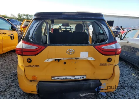 2016 Toyota Sienna из США, поврежденный, VIN 5TDZK3DC6GS703729